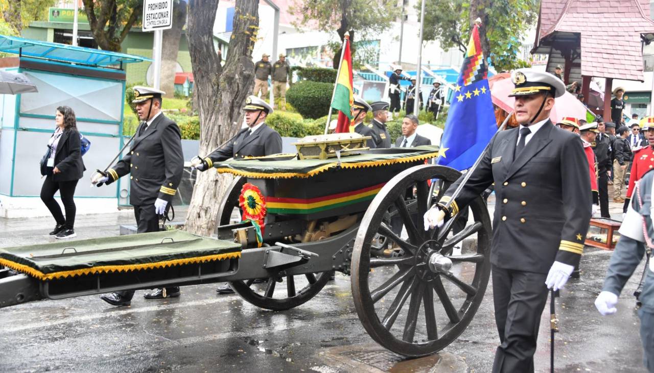 Con el traslado de los restos de Abaroa, Bolivia abre este viernes los actos por el Día del Mar