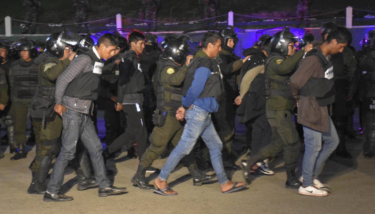 Defensoría del Pueblo descarta torturas a los bloqueadores aprehendidos en Parotani