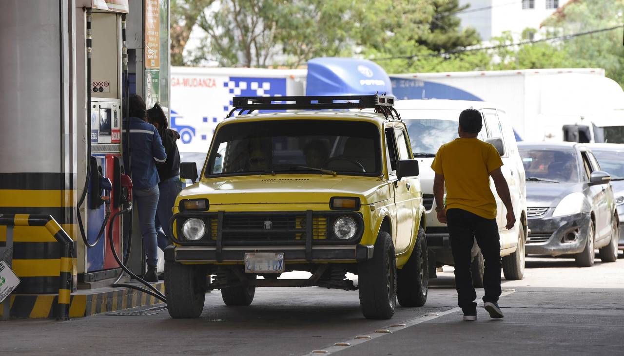 Ley corta: Precio del combustible importado no tendrá subvención y se venderá en el precio real, señala Asosur