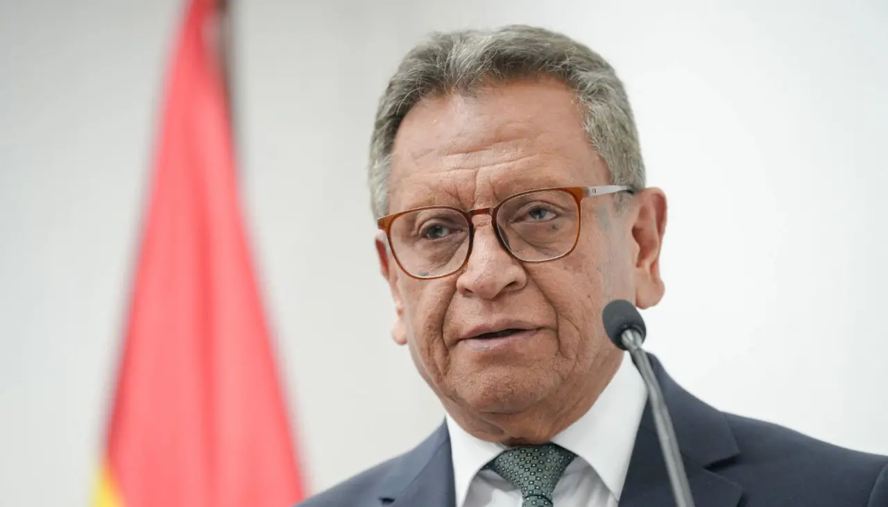 Legislativo suspende sin fecha interpelaciones contra Oviedo por los operativos en conflictos y la lucha contra el narcotráfico