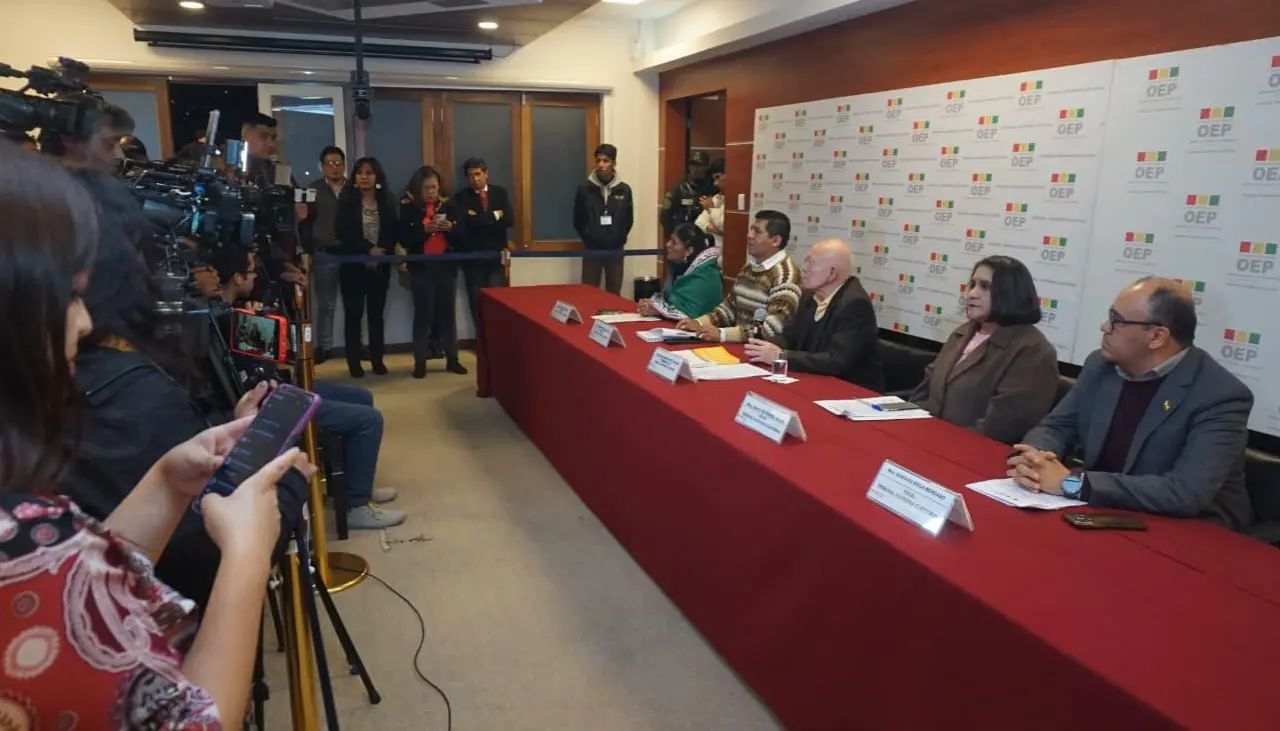 Ávila: El Legislativo debe elegir de forma “inmediata” a los nuevos vocales del TSE, el plazo fatal es el 18 de diciembre