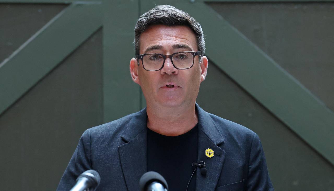 Andy Burnham es nombrado nuevo líder laborista y será designado primer ministro británico el 20 de julio