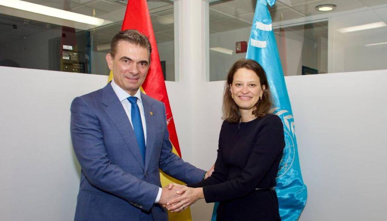 Paz explora inversiones para proyectos con representante del Banco Mundial