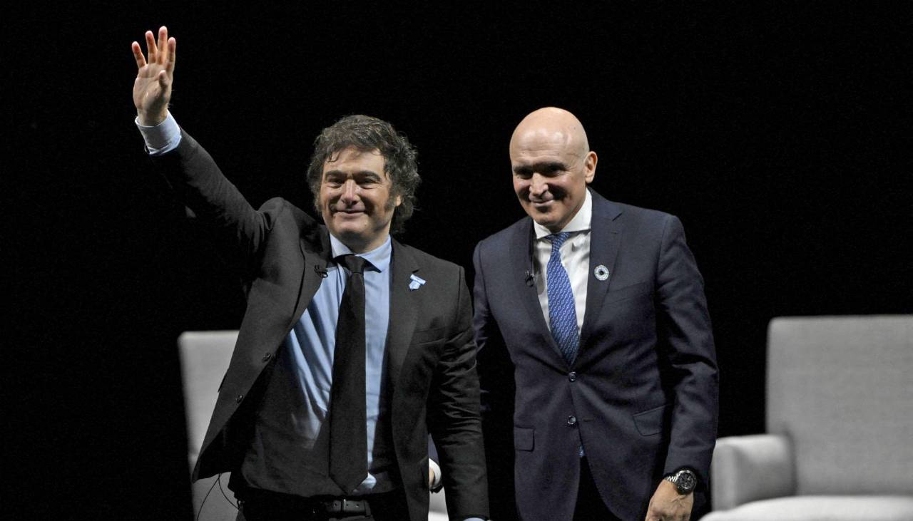 Justicia argentina imputa por lavado de dinero a Espert, excandidato del partido de Milei