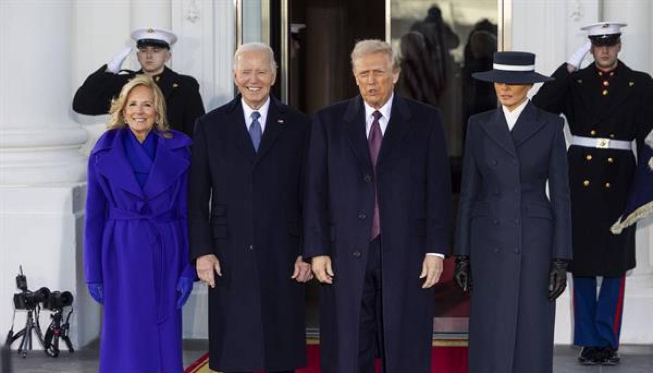 Trump llega a la Casa Blanca y es recibido por Biden; se alista el juramento del nuevo presidente de EEUU