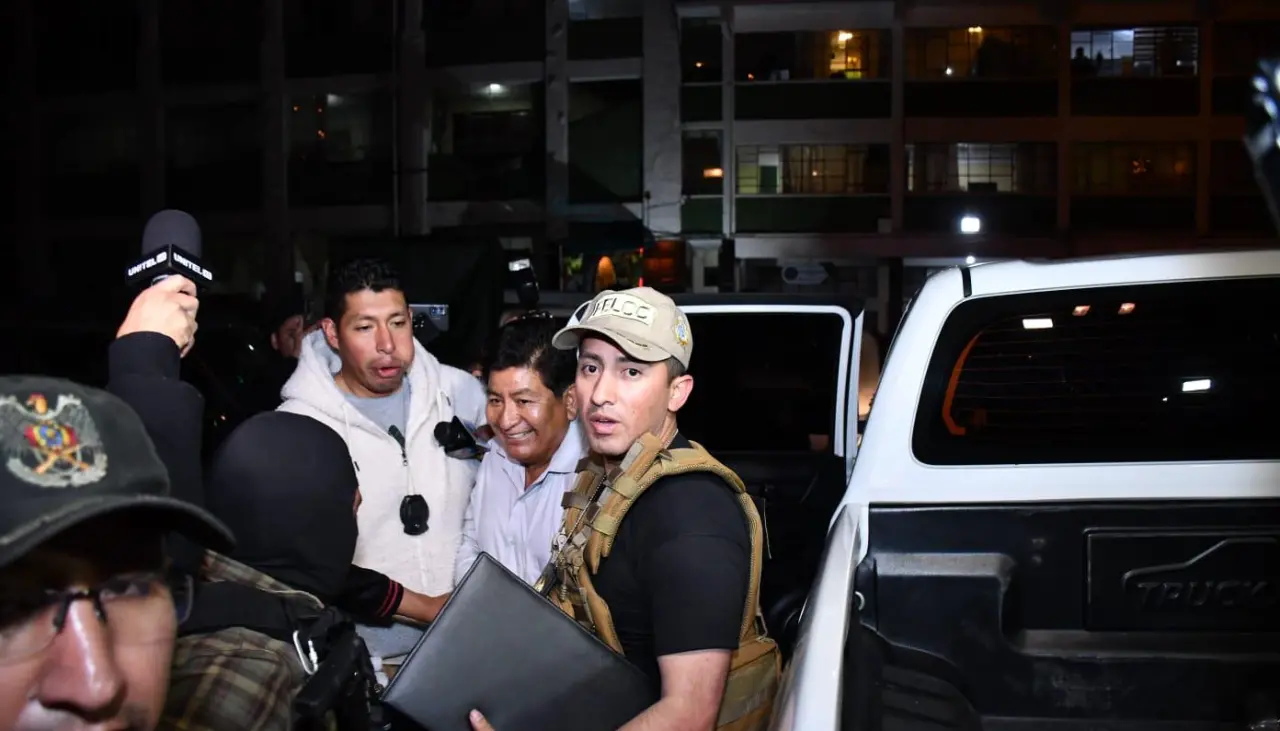 Envían a la cárcel de San pedro al exministro Edgar Montaño