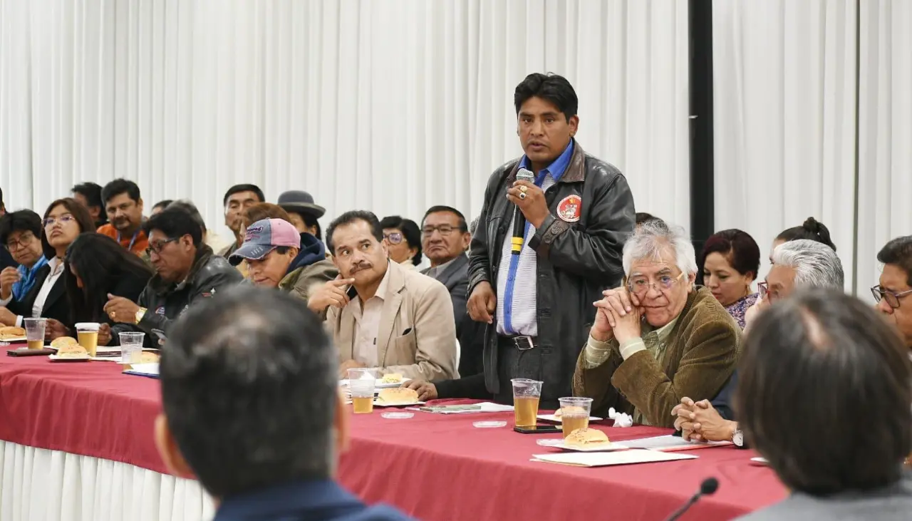 “No queremos bloqueos”, dice el sector gremial y acusa a la COB de hacer “terrorismo”