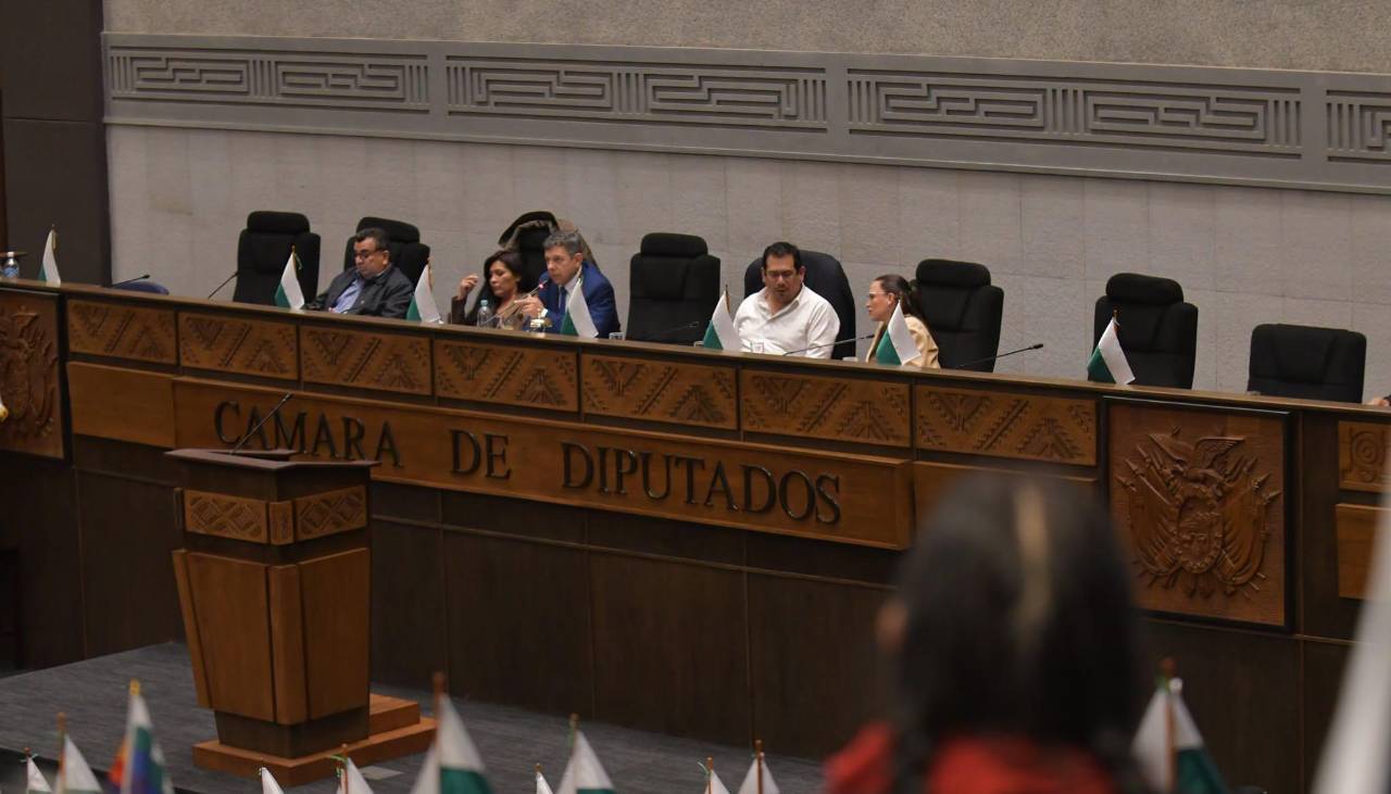 Ávila dice que llamó a Paz para “pedirle ayuda” y buscar otras opciones para elegir al fiscal interino