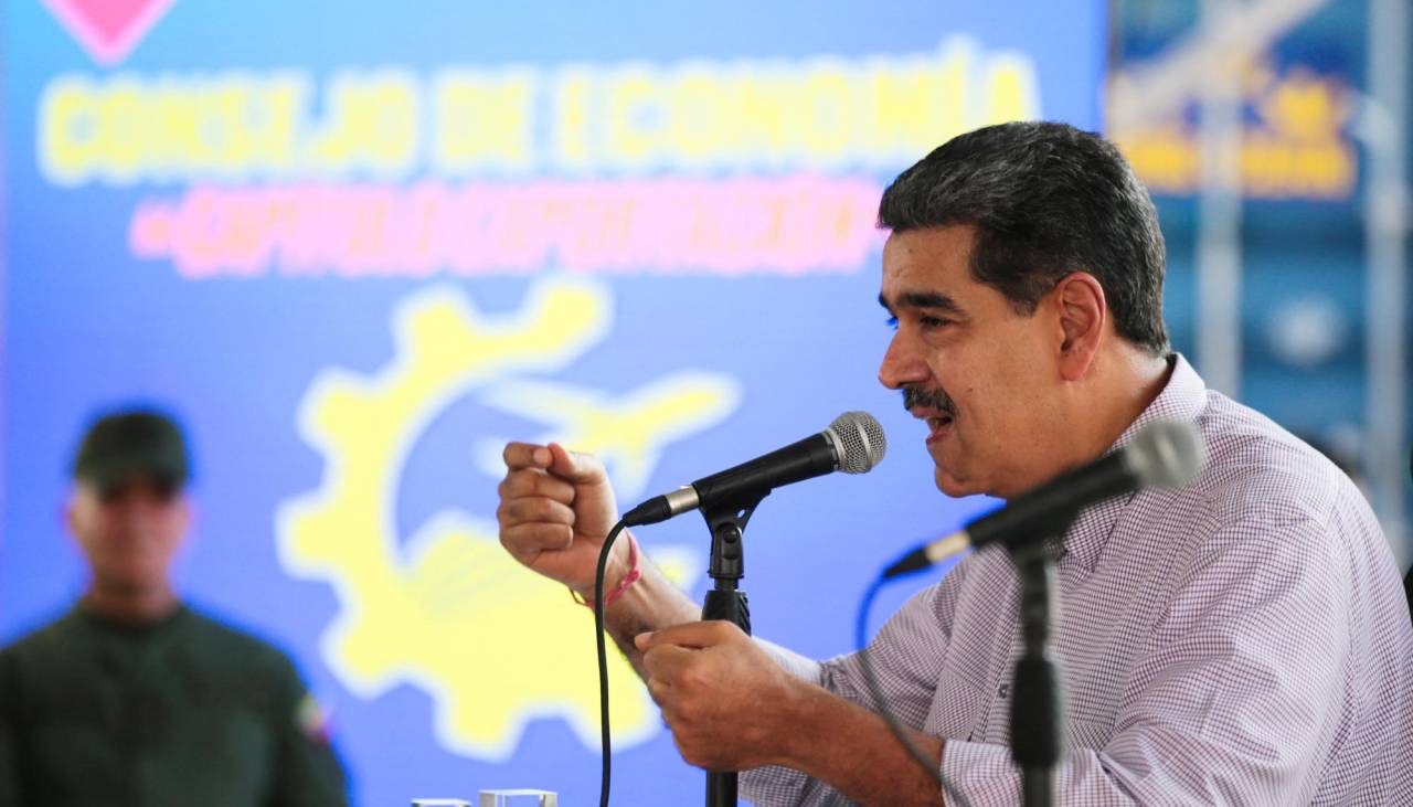 Maduro pide no aceptar equipos electrónicos como regalos de Navidad tras ataques en Líbano