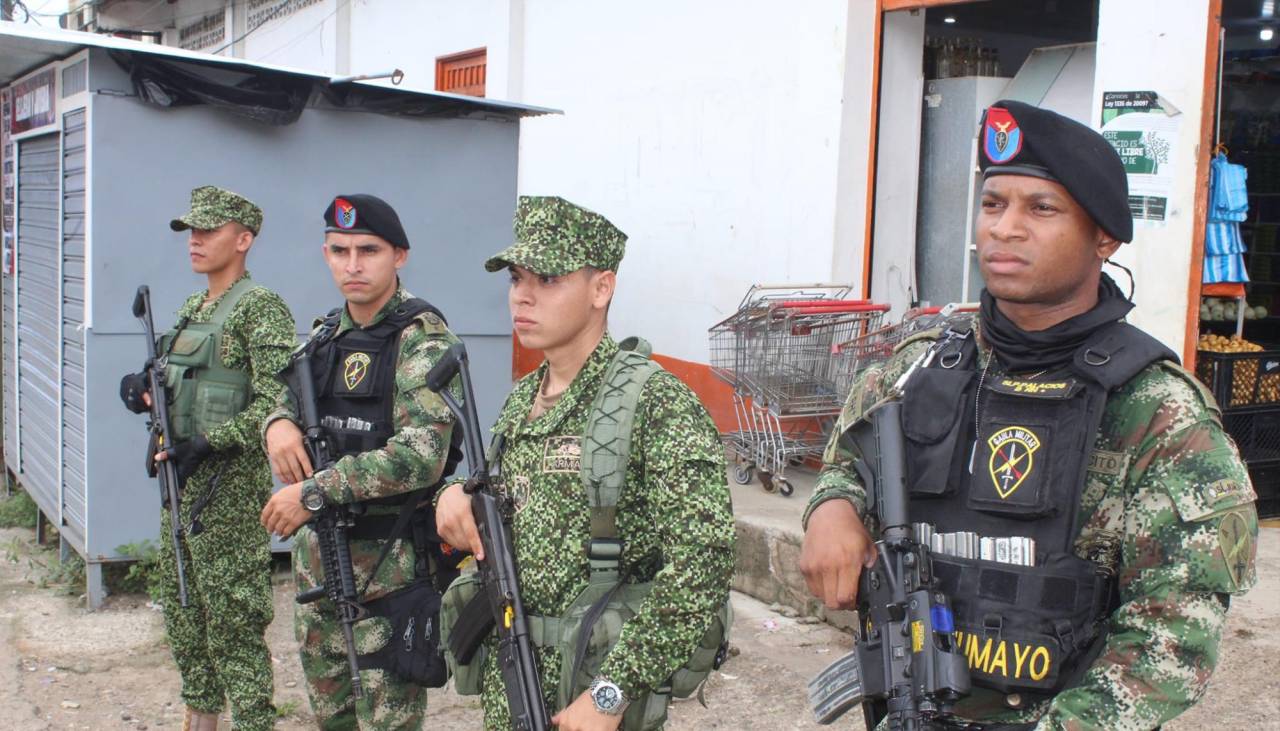 Incautan en un puerto colombiano un cargamento de 112 kilos de sustancias controladas