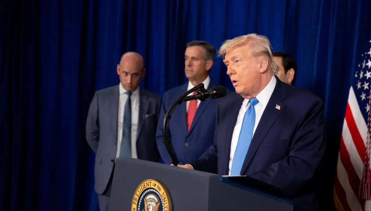 Trump dice que ha cancelado una nueva oleada de ataques en Venezuela por su colaboración