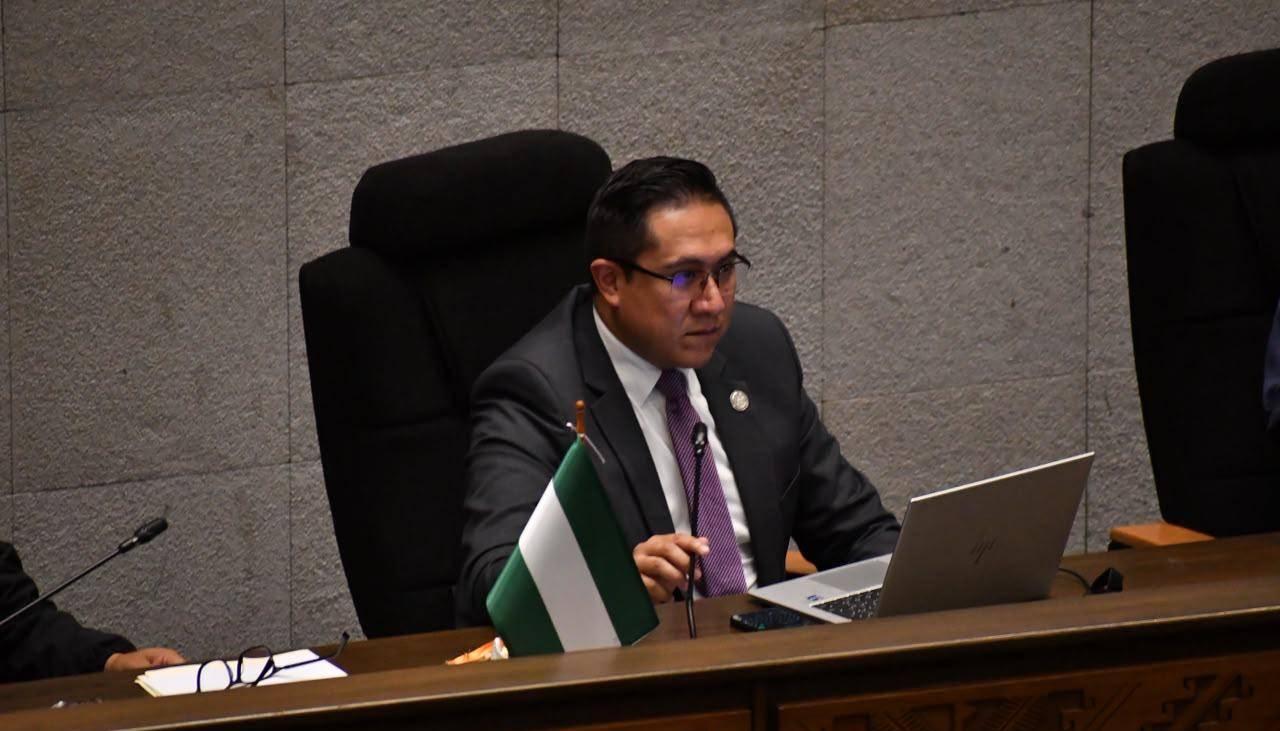 Ministro Morales: El crédito del FMI es exclusivamente para respaldar las reservas y la balanza de pagos