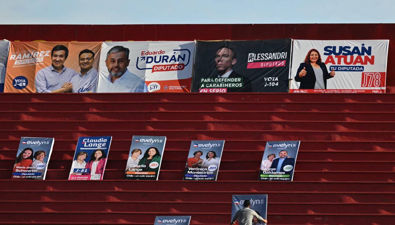 Chile afronta sus primeras presidenciales con voto obligatorio y busca al sucesor de Gabriel Boric