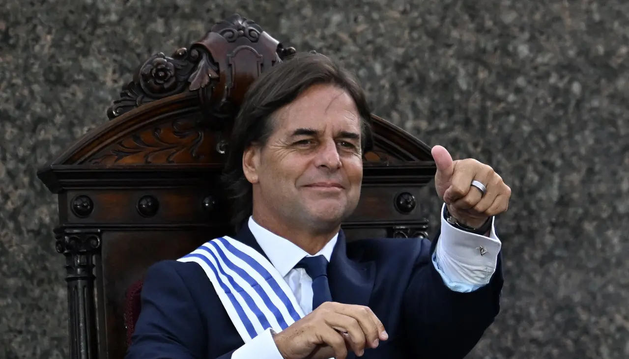 Fiscalía uruguaya citará a expresidente Lacalle Pou por el pasaporte de Marset 