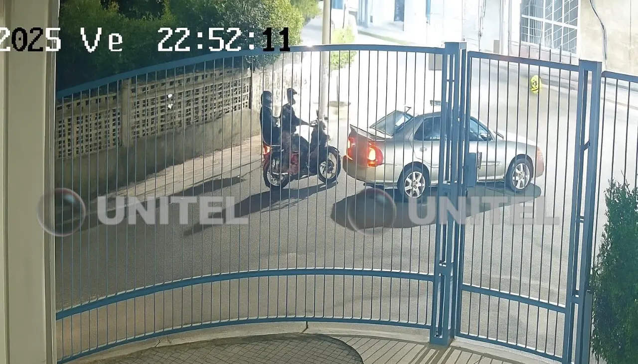 Asesinan a tiros a un juez de Villa Tunari; fue interceptado por dos sujetos en motocicleta en Cochabamba