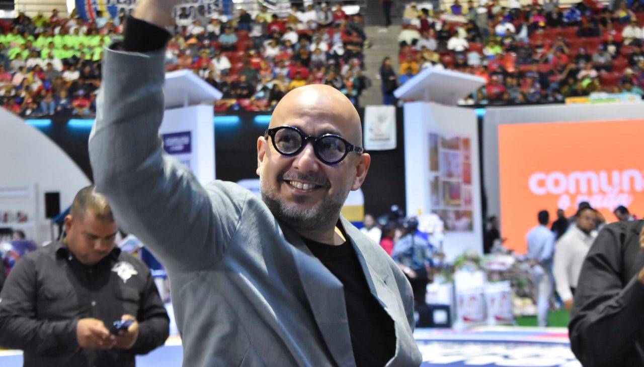 Delcy Rodríguez otorga la vicepresidencia de Comunicación a Pérez Pirela