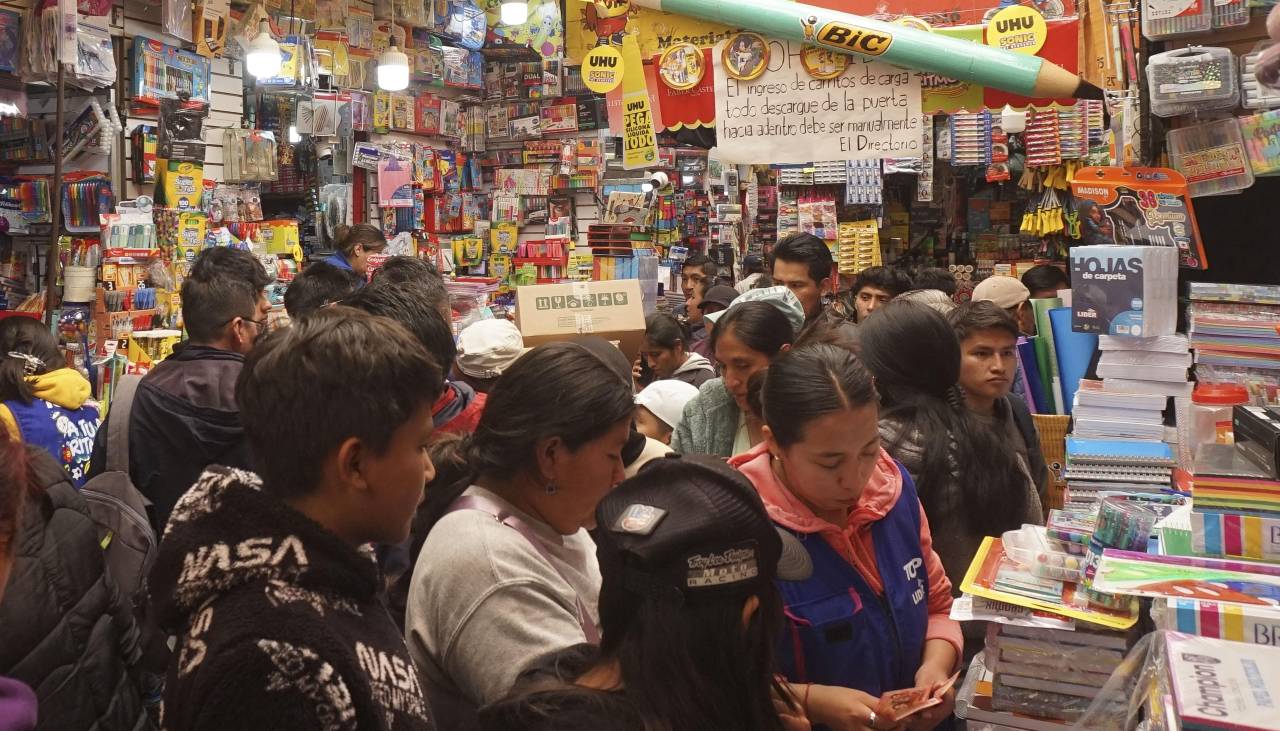 ¿Cuánto cuestan los materiales escolares? Defensa del Consumidor lanzó los precios referenciales