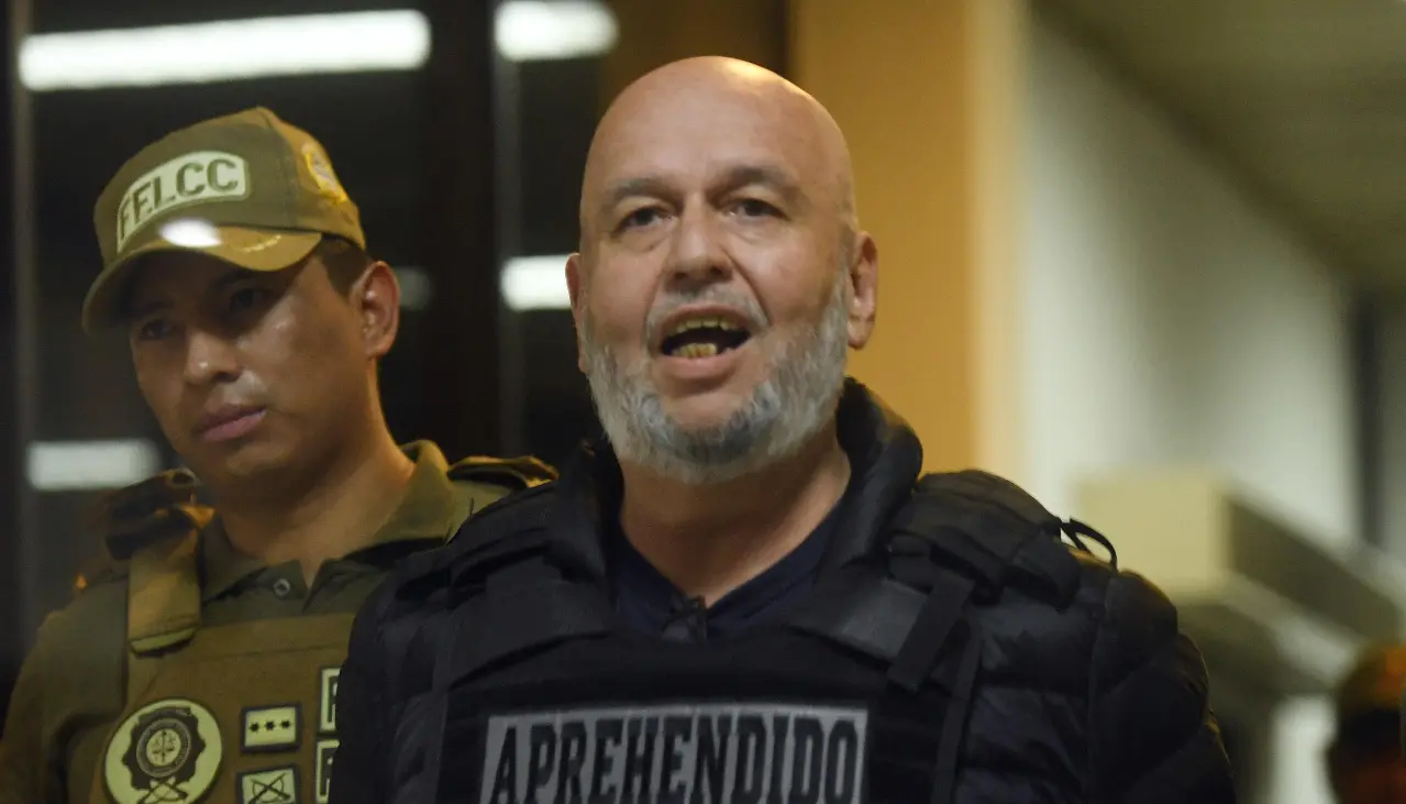 “Estoy feliz de estar en Bolivia para ver el entierro del MAS”, dice Arturo Murillo