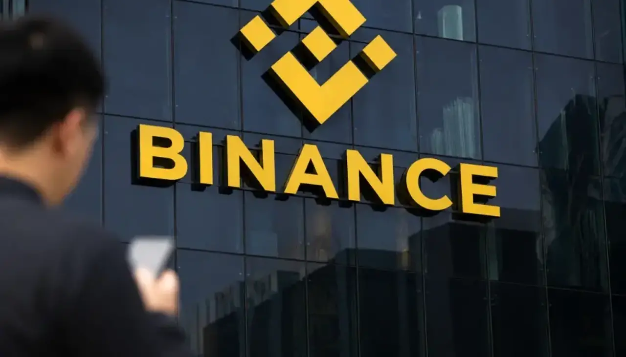 Al menos $us 3.000 millones congelados tras posible hackeo a plataforma de criptomonedas Binance
