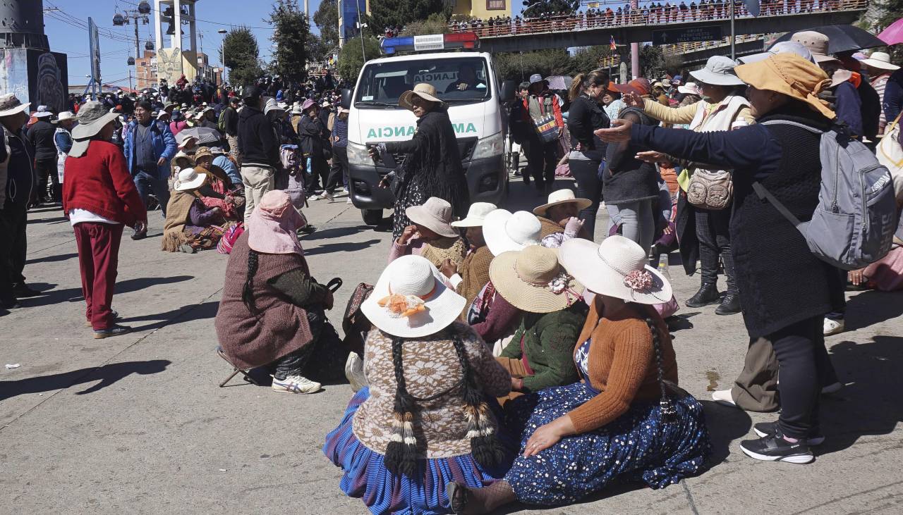 Ocho países latinoamericanos rechazan acciones para desestabilizar al Gobierno y alertan por escasez de alimentos