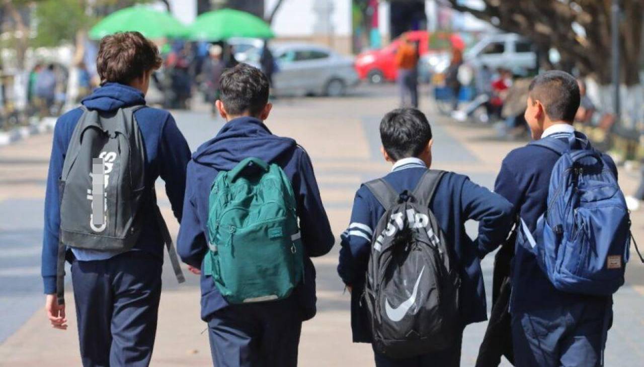 Inicio de inscripciones: Si hay cobros irregulares en colegios, padres deben enviar una nota formal, señala ministro