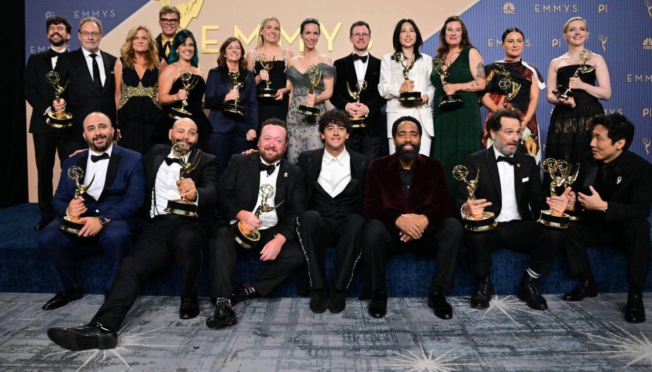 “Widow’s Bay” y “The Pitt” triunfan en los Emmy