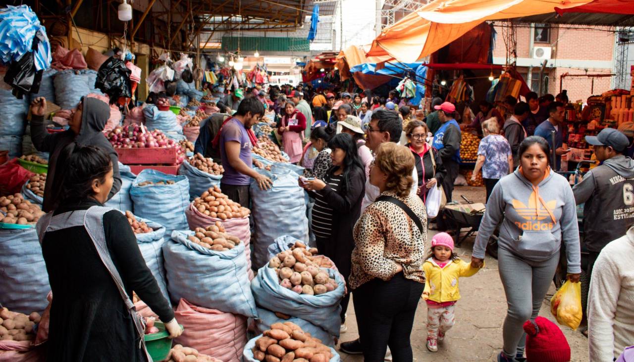 Inflación en Bolivia llega a 5,53% a septiembre y hay seis causas que hacen ‘saltar los precios’, según analista