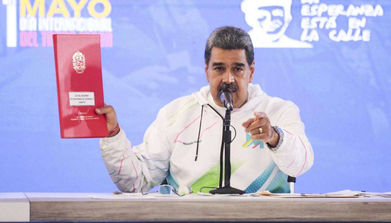 Venezuela y EEUU reanudarán diálogo a un mes de las presidenciales, anuncia Maduro
