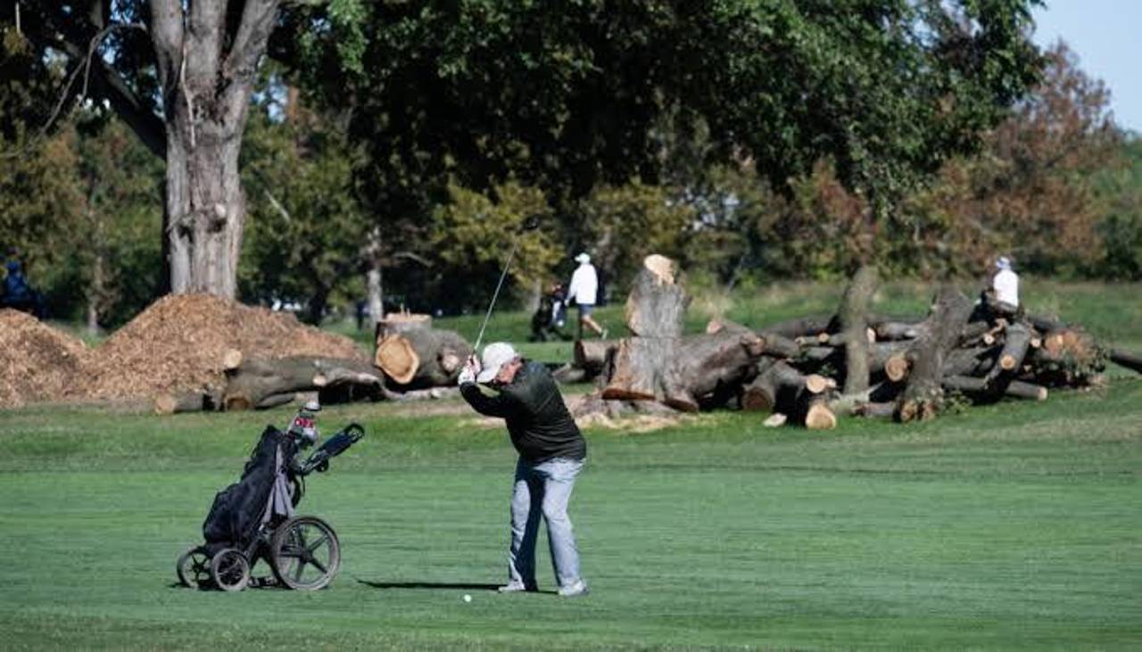 "¡Déjenos en paz!": Golfistas de Washington temen perder su campo por remodelación de Trump