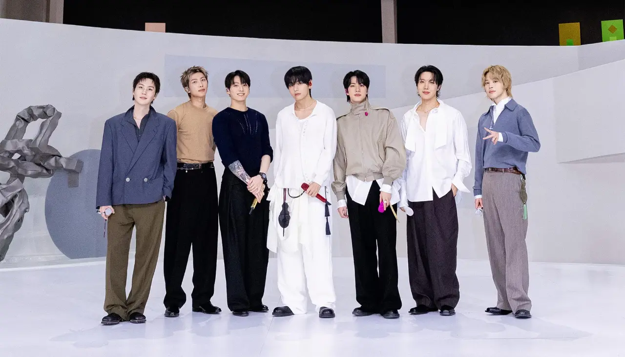 El álbum regreso de BTS lidera Billboard y logra el mejor debut grupal en una década