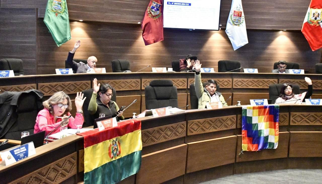Senado sanciona la ley que difiere el pago de créditos de vivienda y de microempresarios 