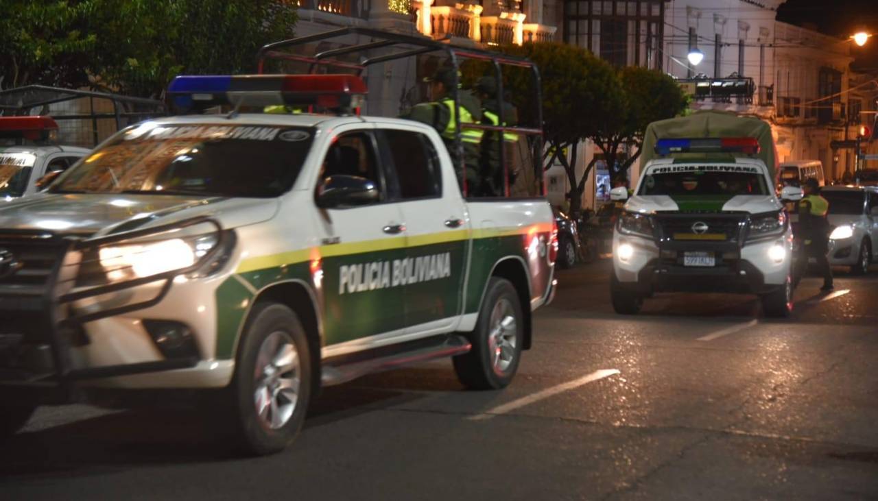 Feminicidio: Mujer muere arrollada por la camioneta que conducía su pareja, reporta la Fiscalía