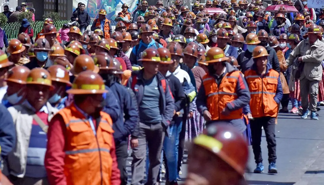 “Estamos abiertos al diálogo”, dice Medinaceli tras los reclamos de mineros sobre interinato en ministerio