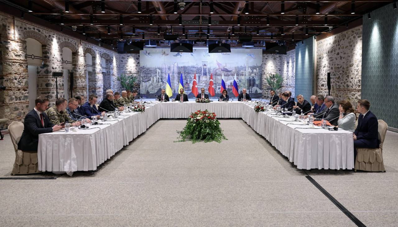 Rusia le pide a Ucrania ceder territorios para eventual tregua