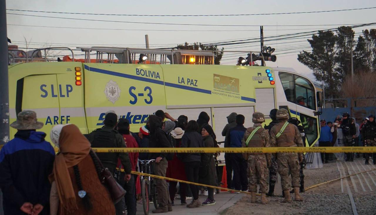 Viacha: Mariaca dice que en el lugar de la explosión había “material bélico” y aún se trabaja para esclarecer las causas