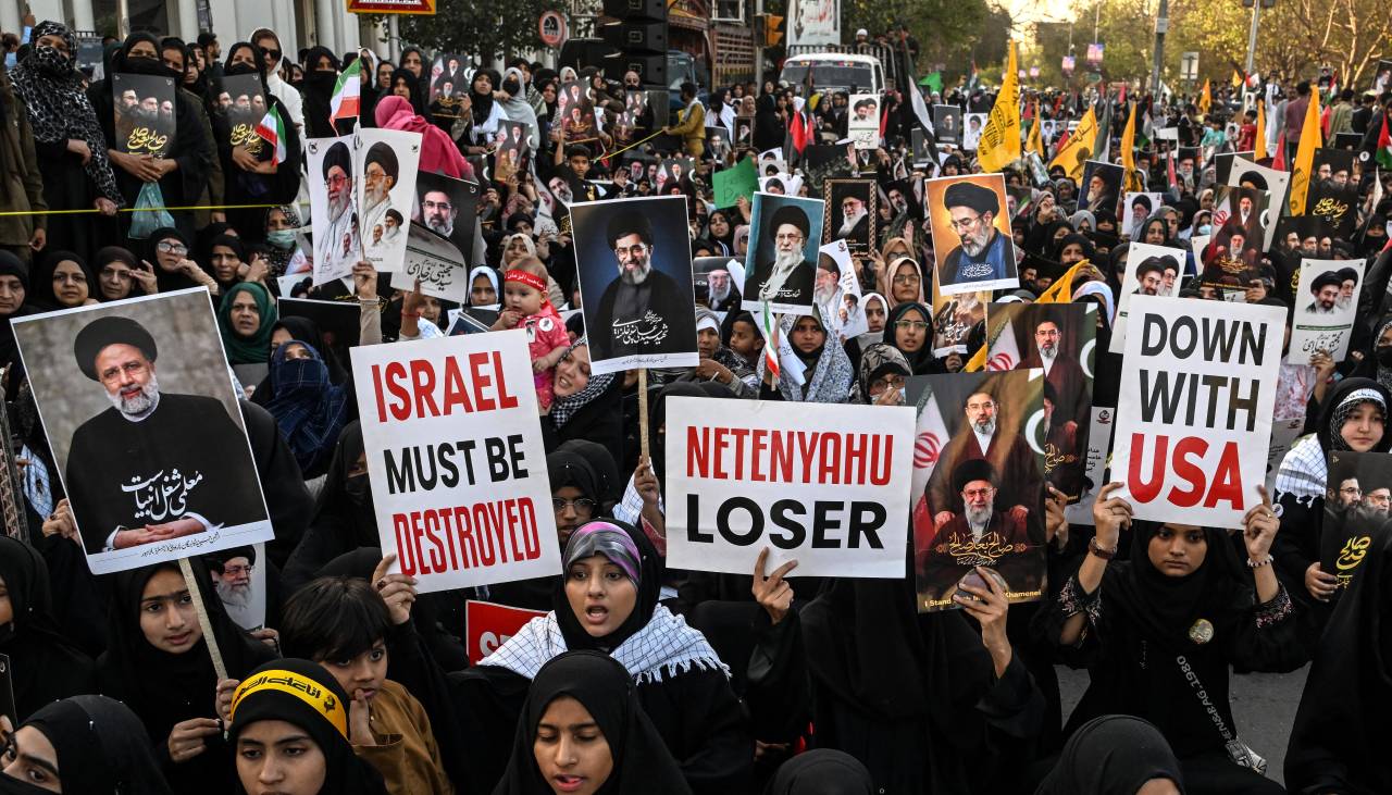 El presidente de Irán acusa a Israel y a Estados Unidos de querer “desintegrar” su país