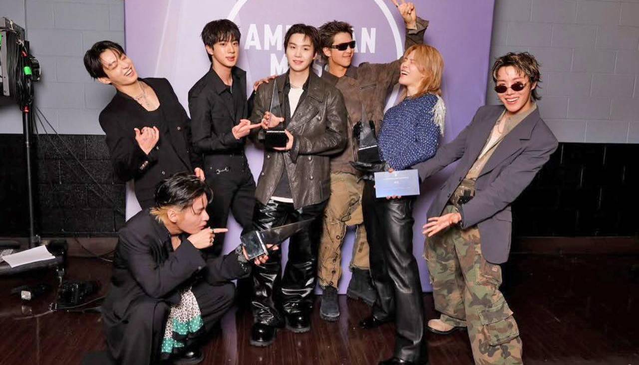 BTS se lleva el máximo galardón como Artista del Año en AMAs y logra la victoria en todas sus nominaciones