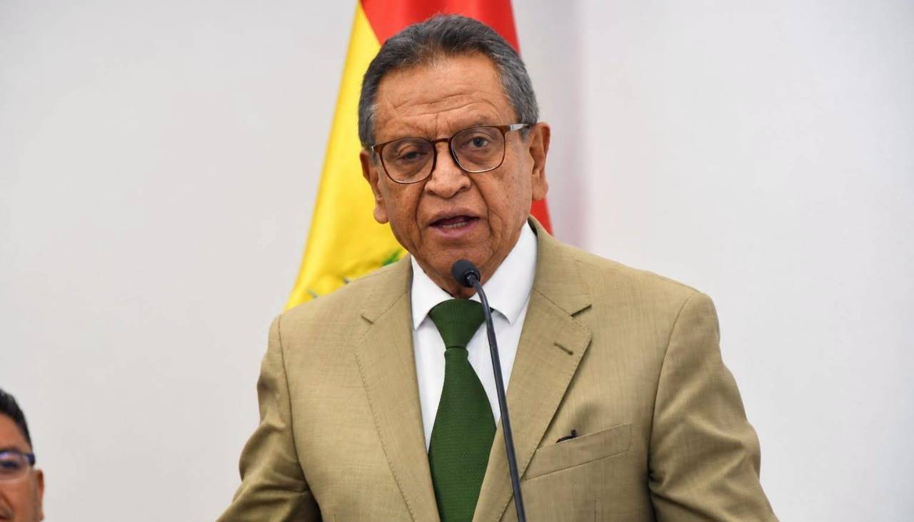 “No es un pecado”: Oviedo tras la declaración de Urioste sobre su postulación a fiscal general