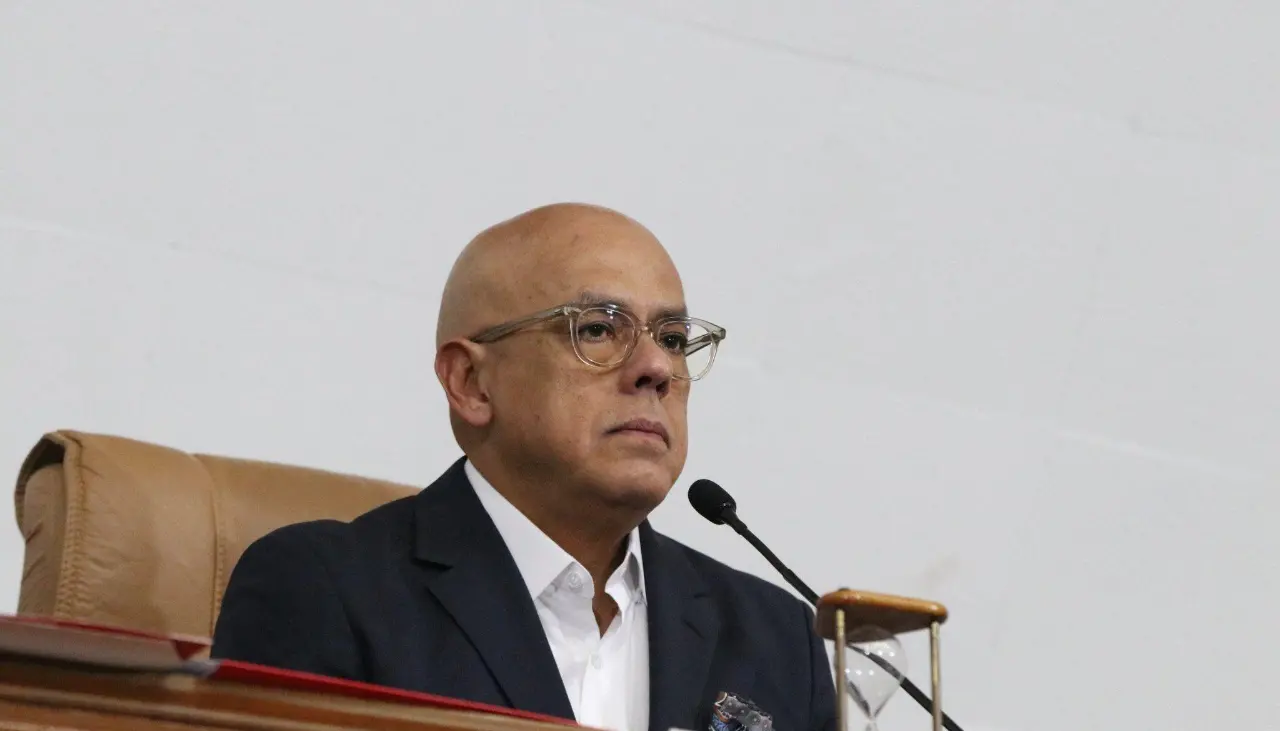 Parlamento de Venezuela reelige en su presidencia a Jorge Rodríguez, hermano de la presidenta interina
