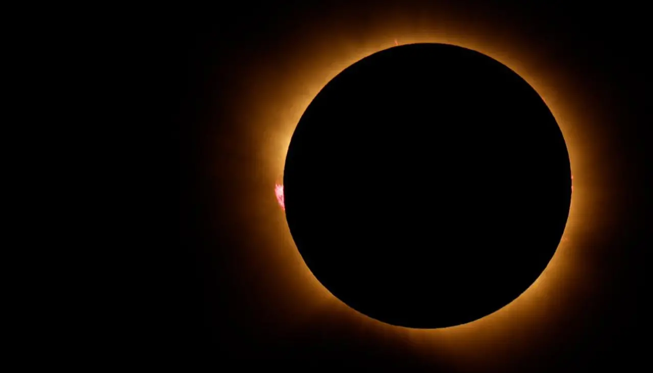 Así se vivió el eclipse total de Sol que oscureció a Europa