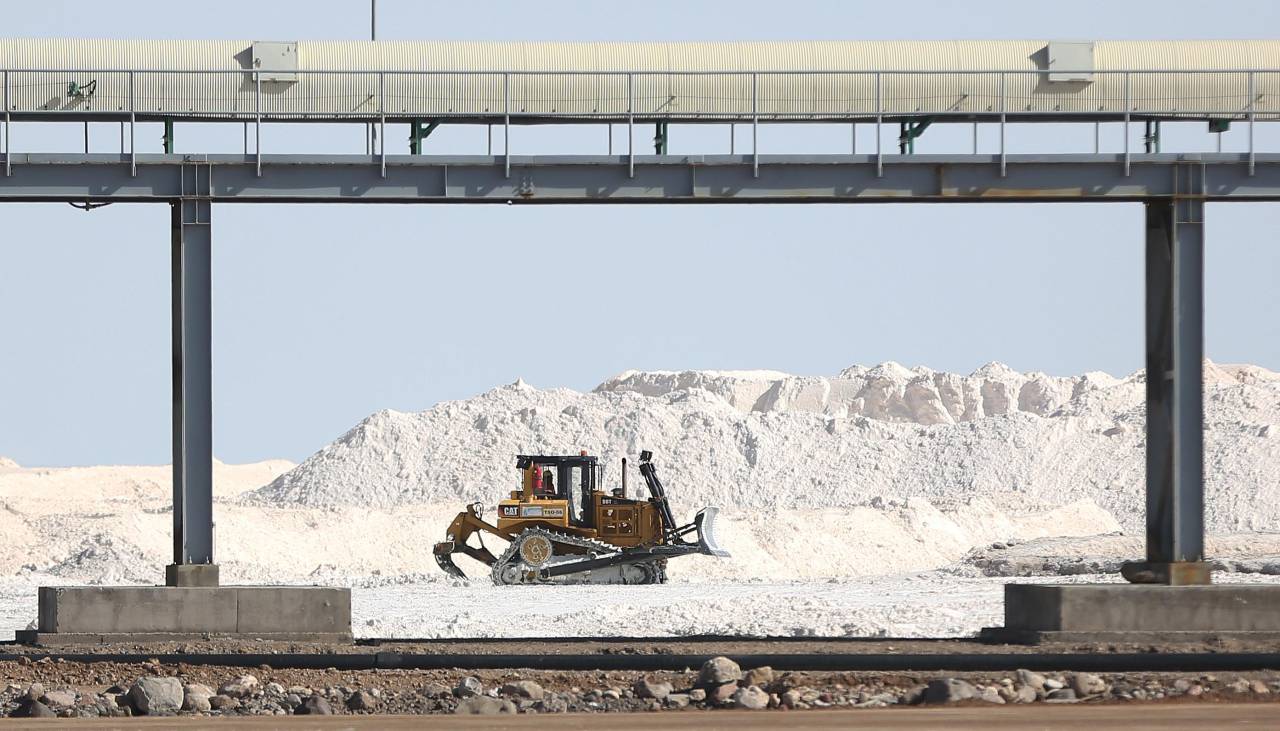 Comunidades indígenas piden al Gobierno estudio ambiental y consulta previa para explotar litio