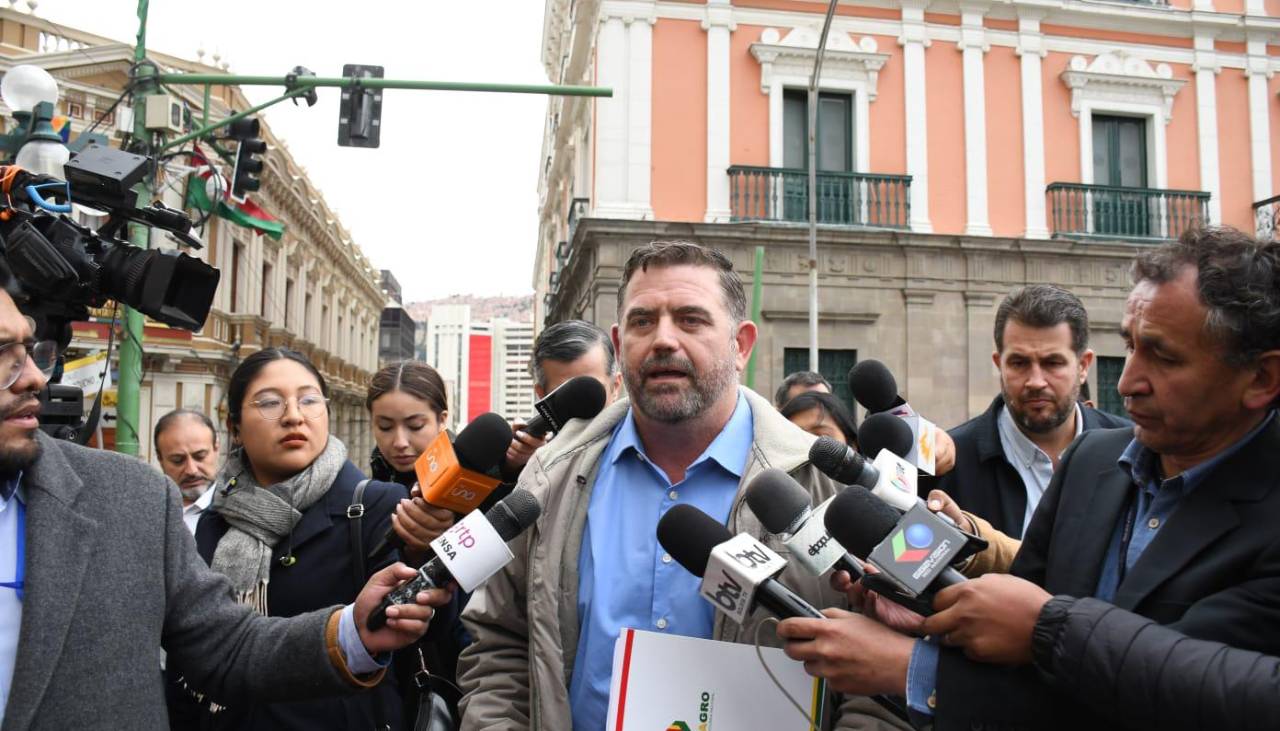 Tras reunión con el Gobierno, agropecuarios aceptan abrogación de la ley 1720 y anuncian una nueva norma