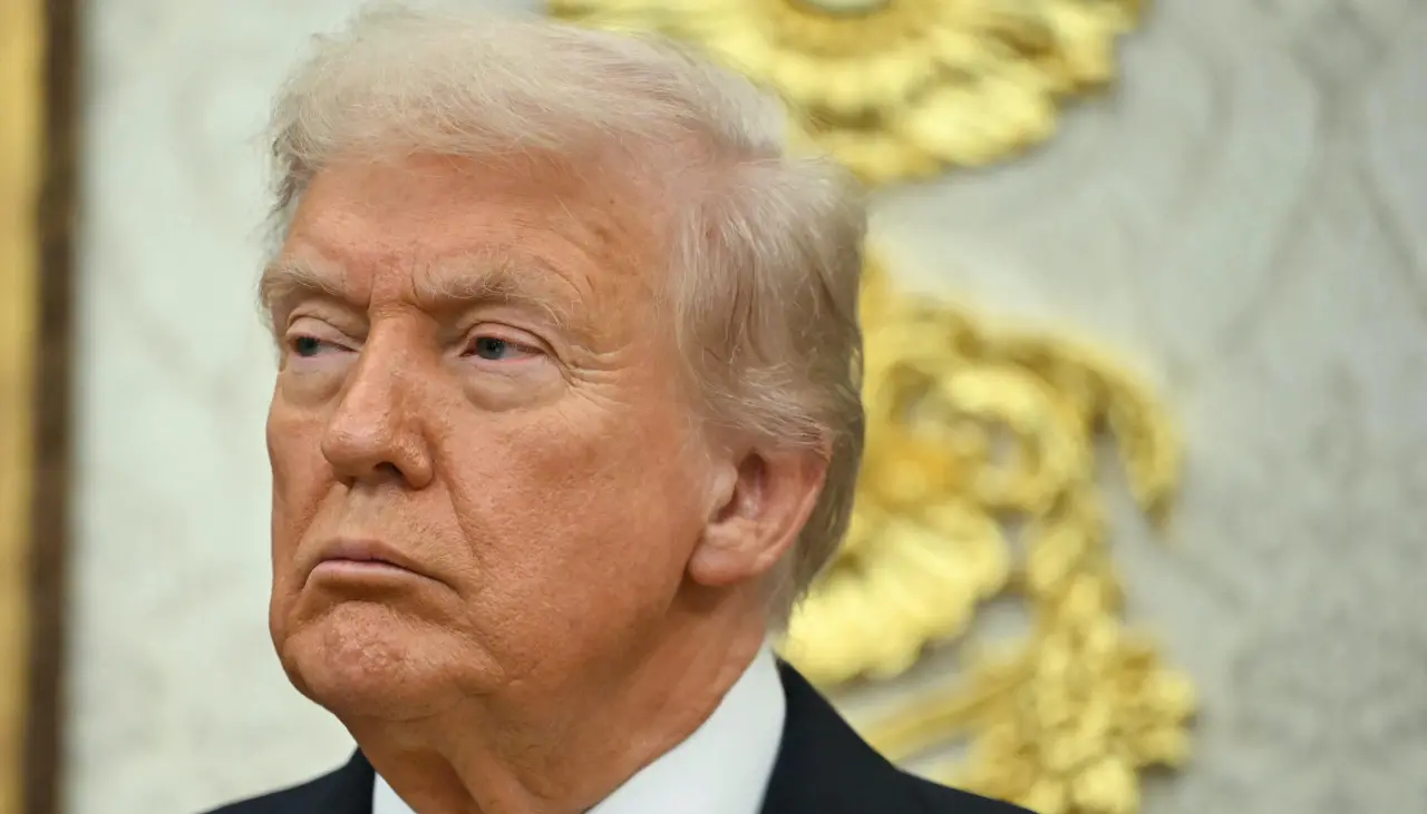 Trump considera realizar ataques en tierra contra cárteles de Venezuela