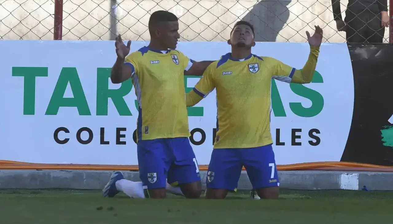ABB celebra su primera victoria con Walter Flores y deja en el fondo a FC Universitario