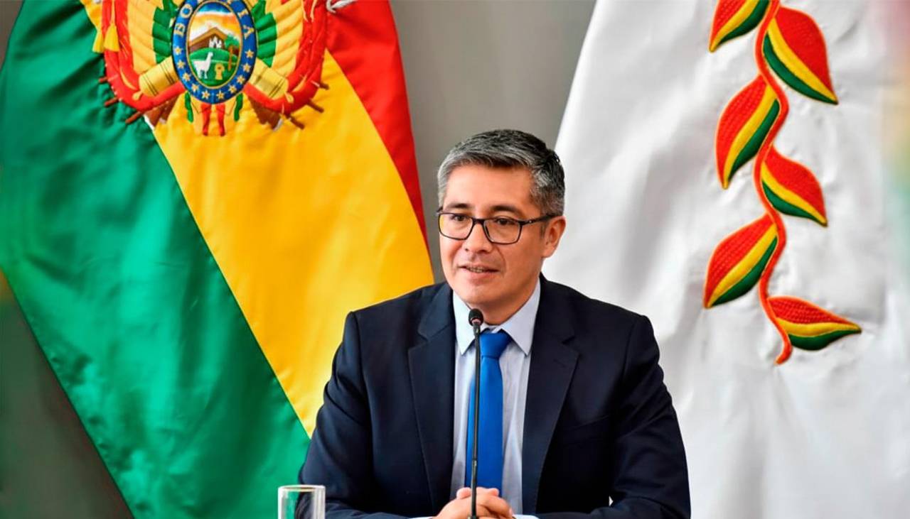 PGE 2026 incluirá evaluación de empresas públicas y el cierre de las deficitarias, dice el ministro Espinoza