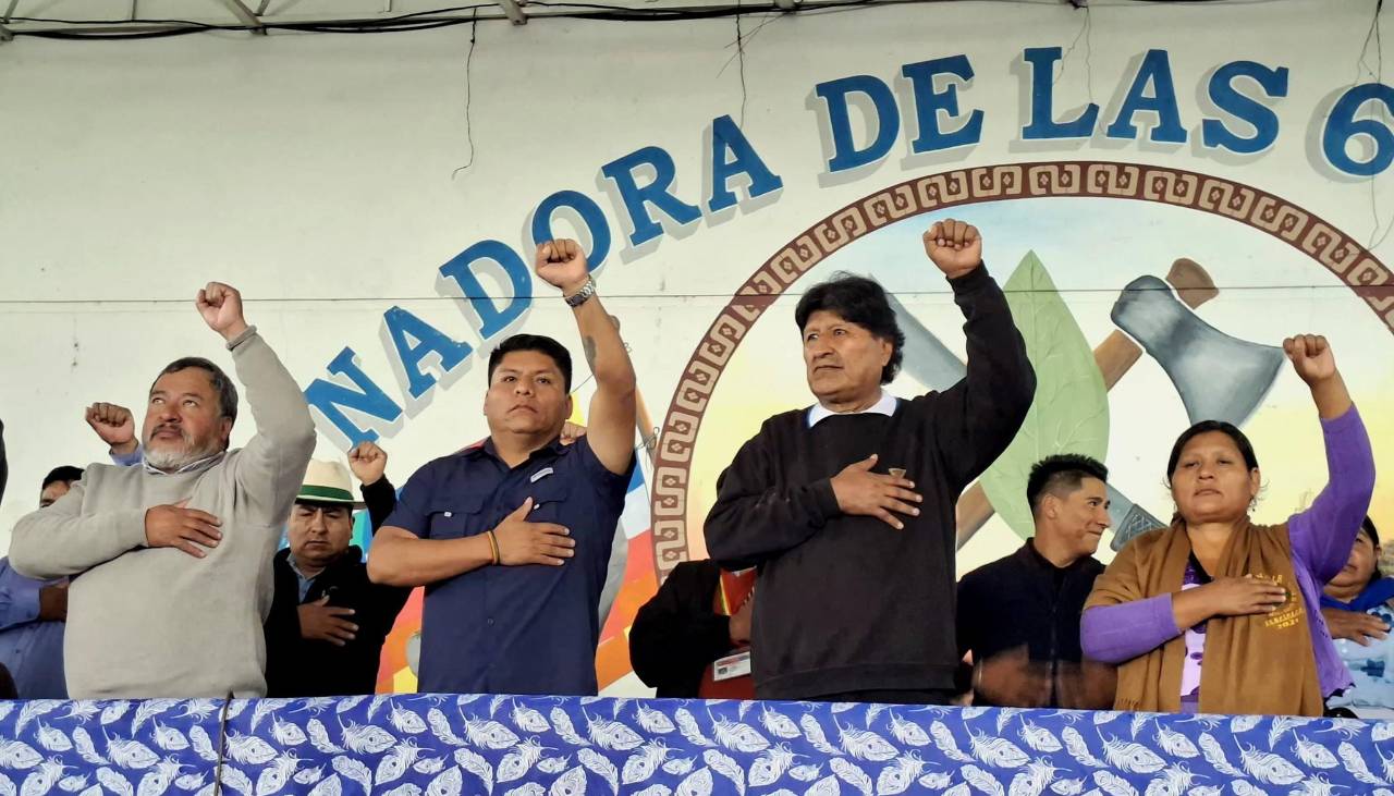 Evistas determinan iniciar una marcha desde Caracollo a La Paz el 12 de mayo en rechazo a la ley de reconversión de tierras