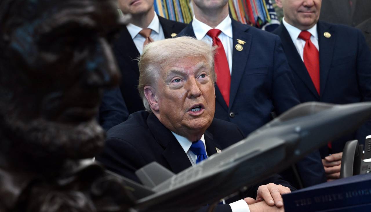 Trump anuncia que elevará los aranceles de autos y camiones de la UE al 25%