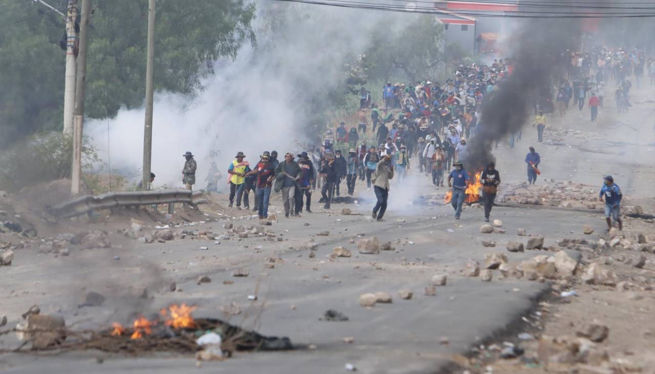 44 personas fueron aprehendidas en los puntos de bloqueo y se las investigará por diferentes delitos, según ministro