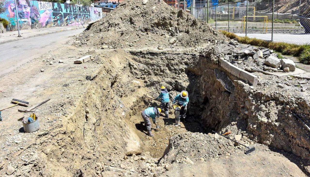 En plena refacción de una avenida en La Paz, hallan el cuerpo de un hombre estrangulado 