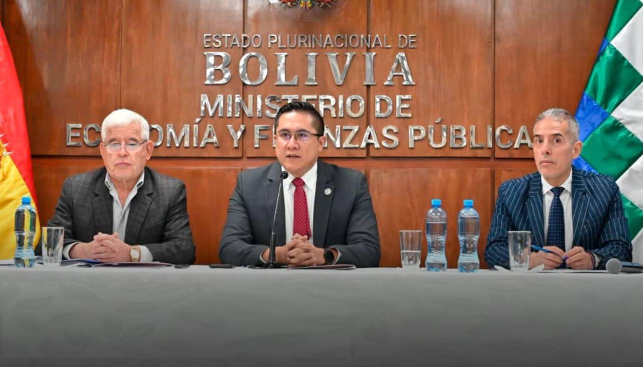 Cifras clave del PGE 2027: Decrecimiento, inflación de dos dígitos, petróleo a $us 68,87 por barril y subvención